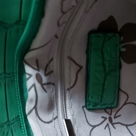 Akua style crossbody purse with multicolored zippers - Picture 5 of 5